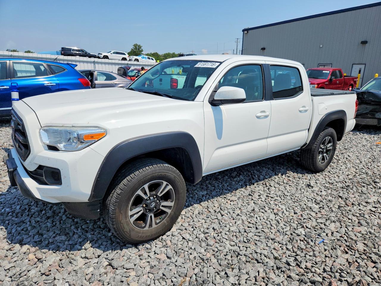 2016 Toyota Tacoma TRD Off Road, VIN 3TMCZ5AN2GM005993 — Град