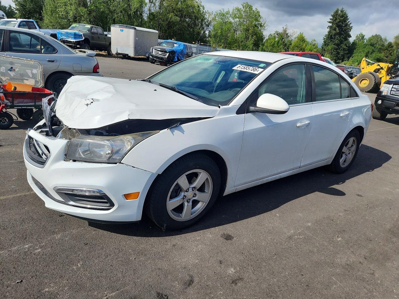 2016 Chevrolet Cruze LT, VIN 1G1PE5SB5G7190819 — Front end