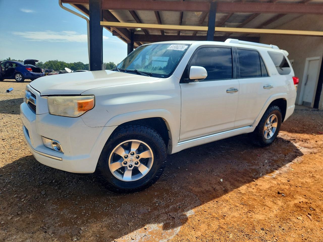 2010 Toyota 4Runner SR5, VIN JTEZU5JR6A5000445 — Rear end