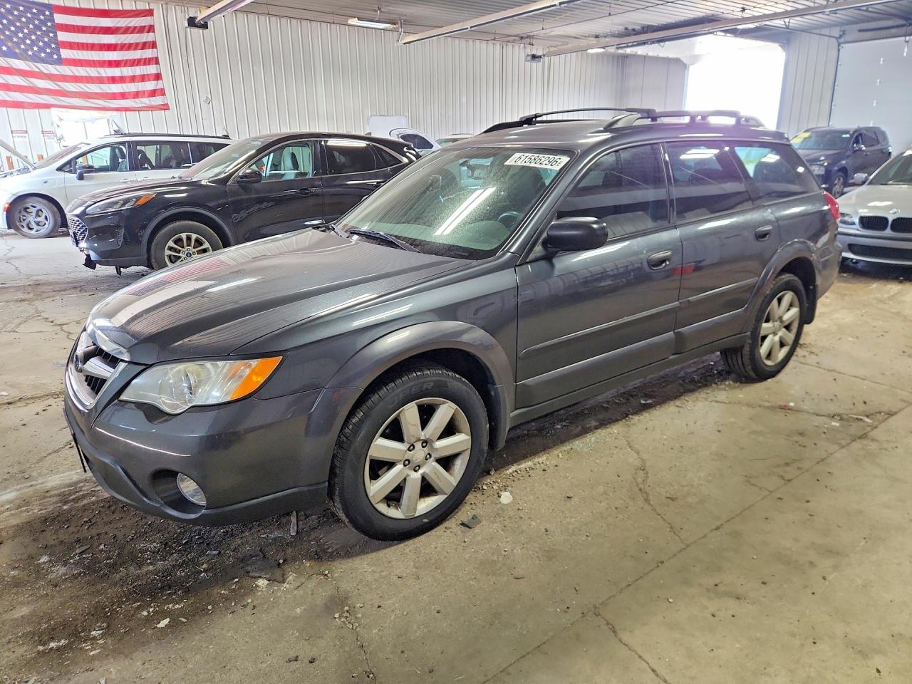2009 Subaru Outback Special Edition, VIN 4S4BP61C297342775 — Бок