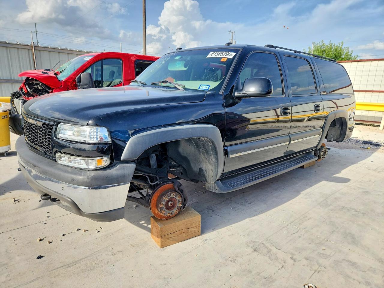 2003 Chevrolet Suburban LT, VIN 3GNGK26U13G194415 — Vandalism