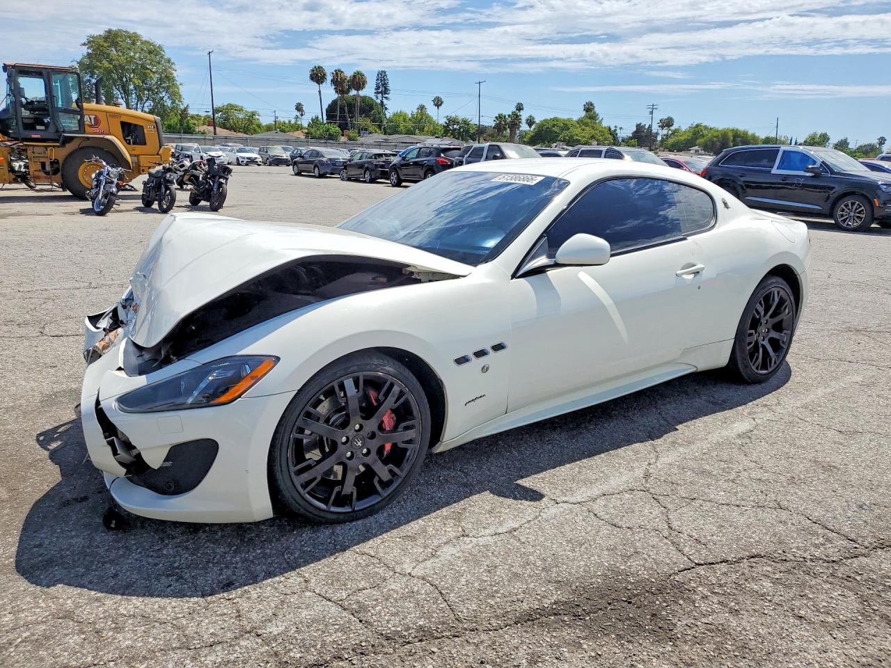 2013 Maserati GranTurismo Sport, VIN ZAM45VLA9D0069159 — Front end