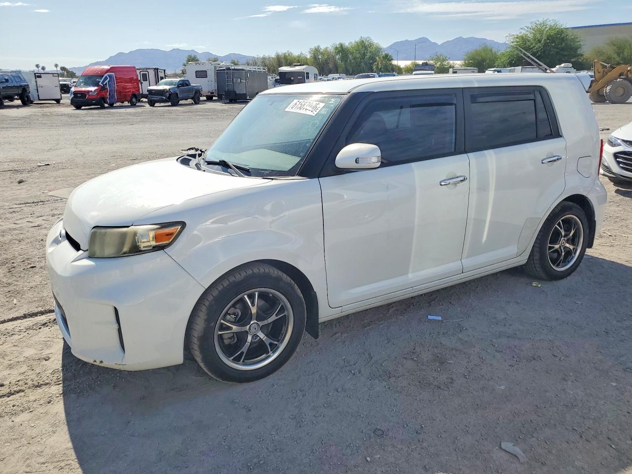2012 Scion xB, VIN JTLZE4FE2C1147023 — Side
