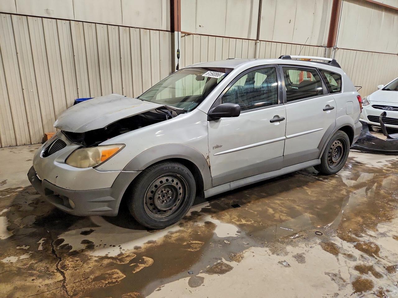 2005 Pontiac Vibe, VIN 5Y2SL63845Z438379 — Front end