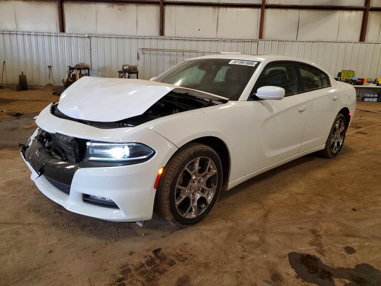 2015 Dodge Charger SXT, VIN 2C3CDXJGXFH760127 — Front end