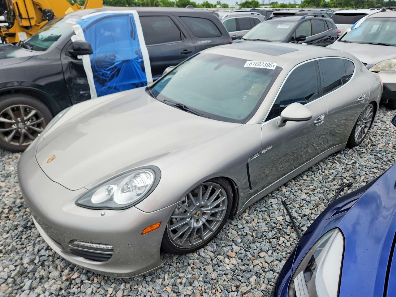 2012 Porsche Panamera S Hybrid, VIN WP0AD2A78CL045531 — Minor dents and scratches
