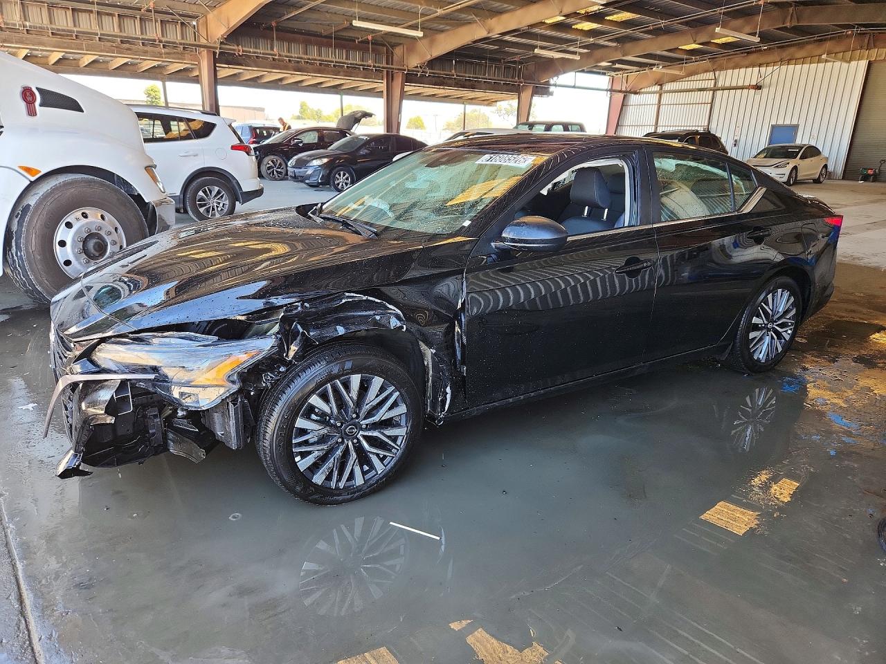 2026 Nissan Altima SV, VIN 1N4BL4DV0TN321112 — Front end