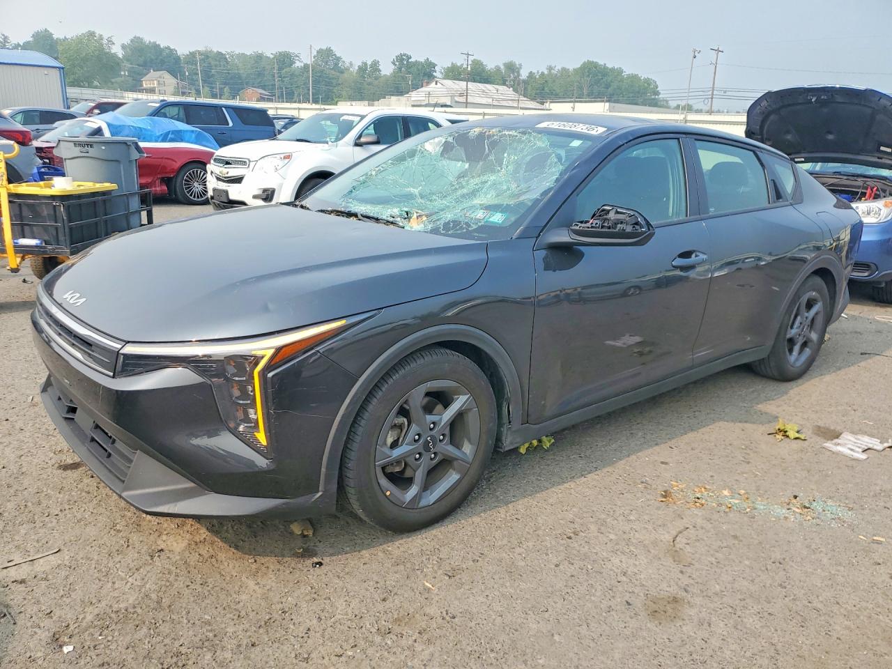 2025 Kia K4 LXS, VIN 3KPFT4DE7SE129748 — Крыша