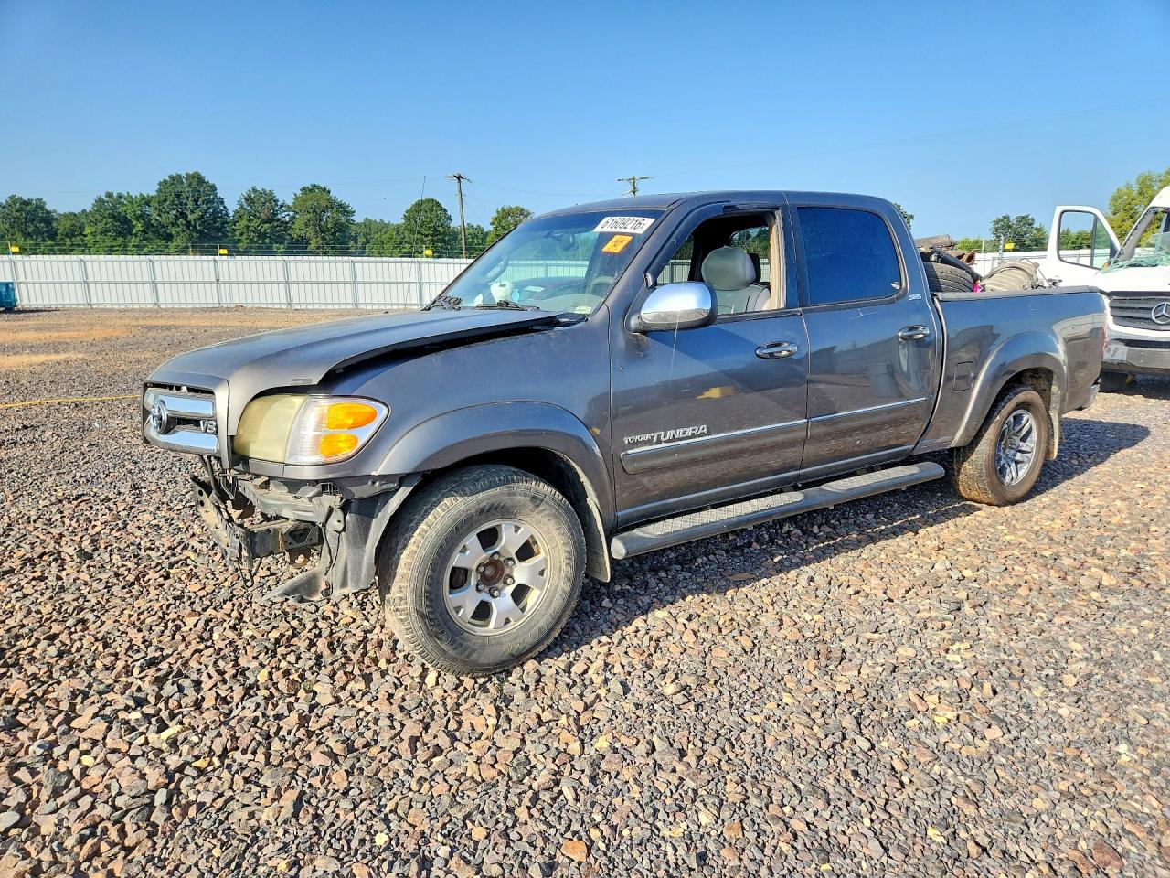 2004 Toyota Tundra SR5, VIN 5TBET34104S445190 — Разукомплектован