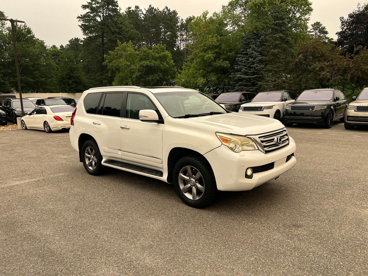 2012 Lexus GX 460 Premium, VIN JTJJM7FX1C5037682 — Minor dents and scratches