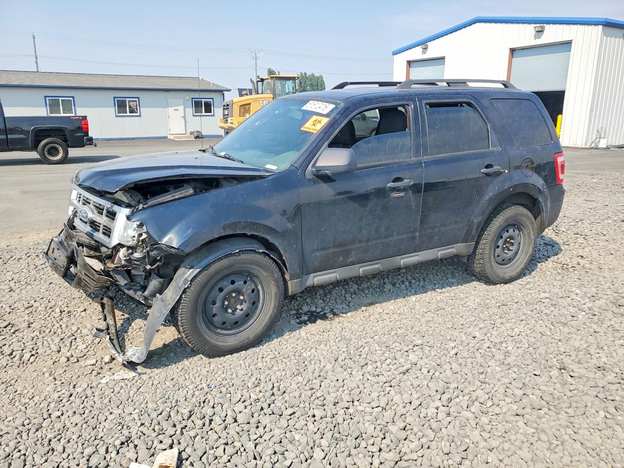 2010 Ford Escape XLT, VIN 1FMCU9D72AKB81455 — Front end