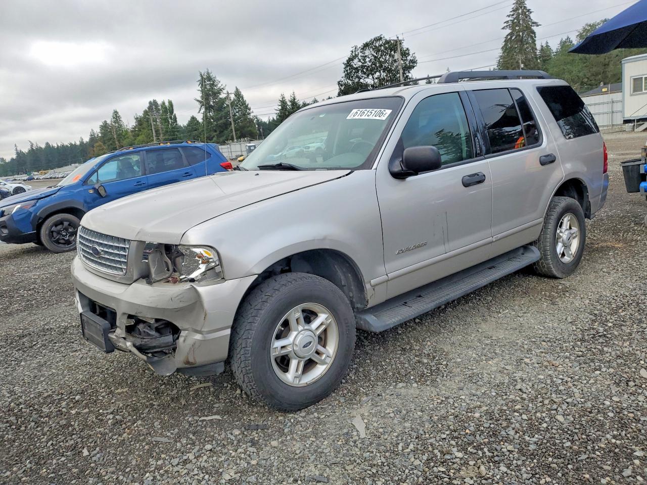 2005 Ford Explorer XLT, VIN 1FMDU73K55ZA43257 — Перед