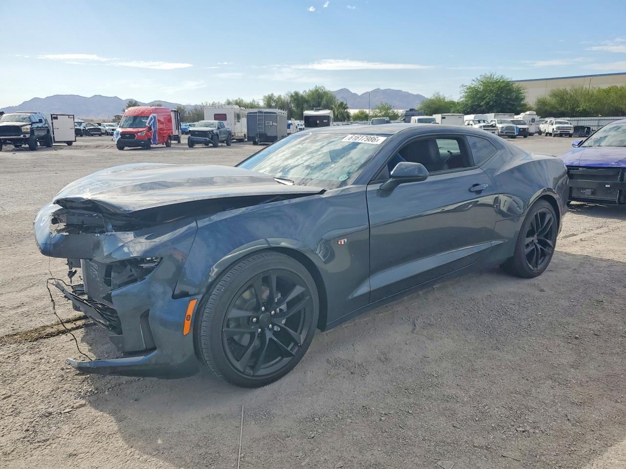 2023 Chevrolet Camaro 2LT, VIN 1G1FD1RX8P0151868 — Front end