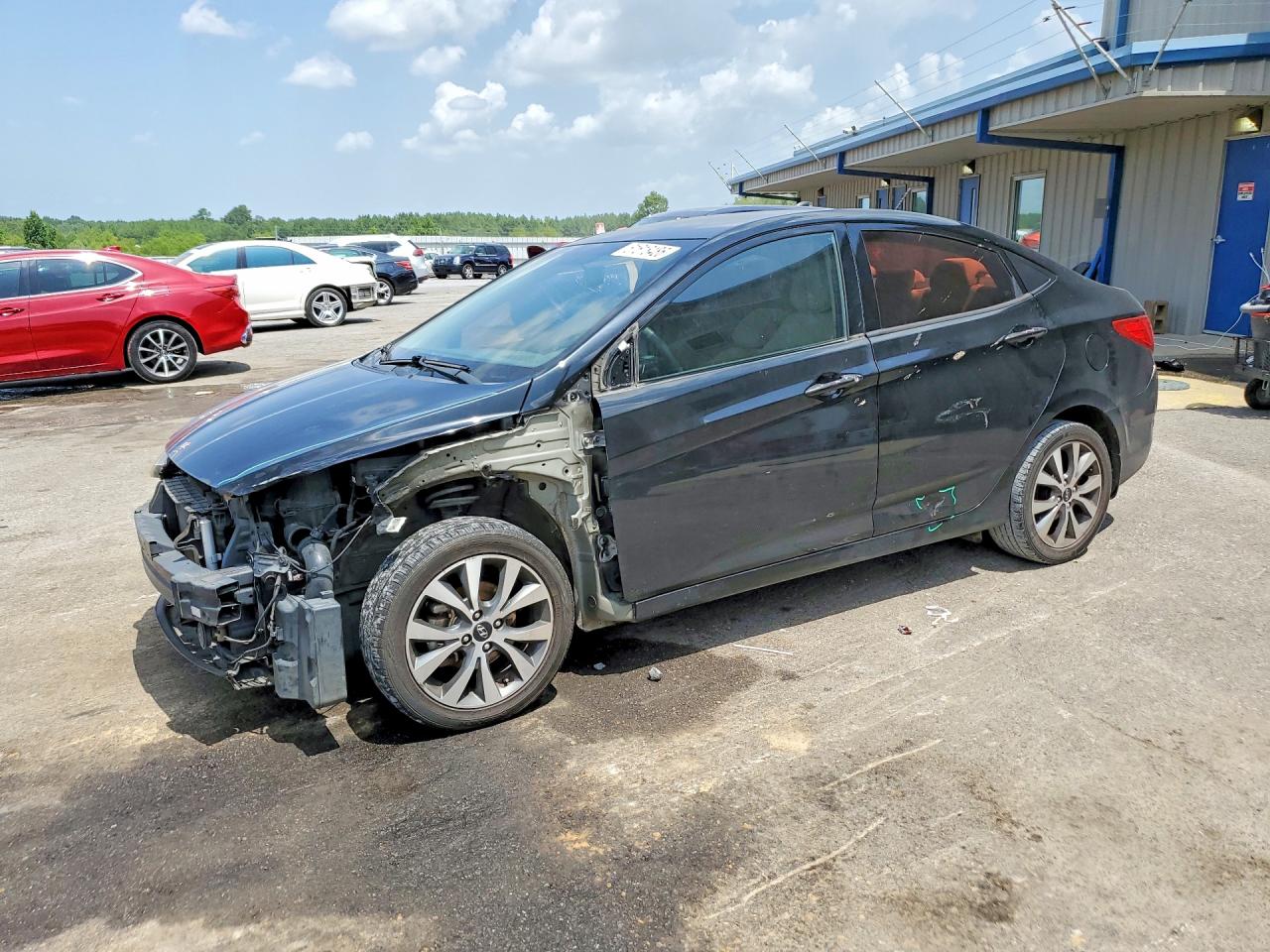 2017 Hyundai Accent SE, VIN KMHCT4AE8HU280708 — Перед