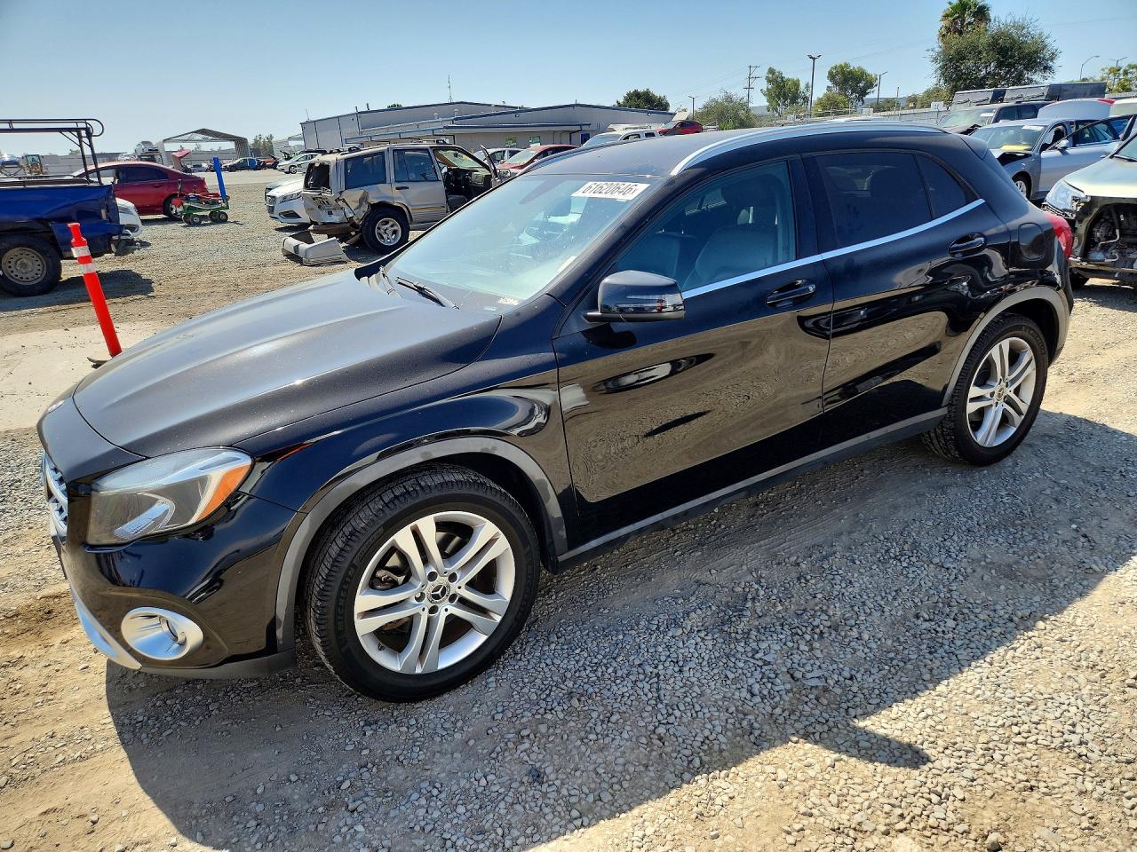 2018 Mercedes-Benz GLA 250, VIN WDCTG4GBXJJ503743 — Minor dents and scratches
