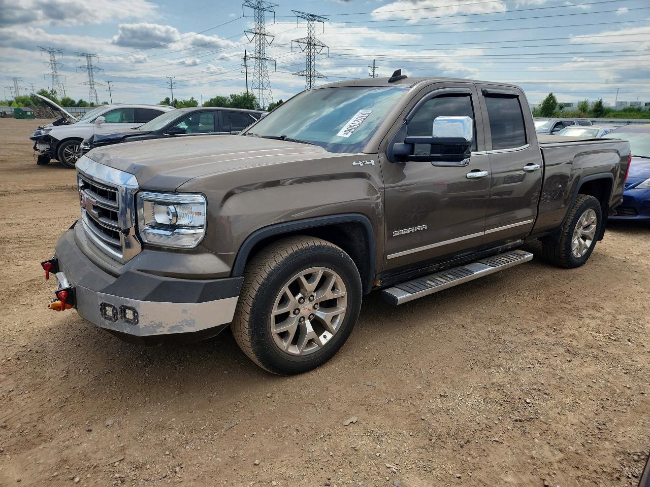 2015 GMC Sierra 1500 SLT, VIN 1GTV2VEC6FZ172635 — Rear end
