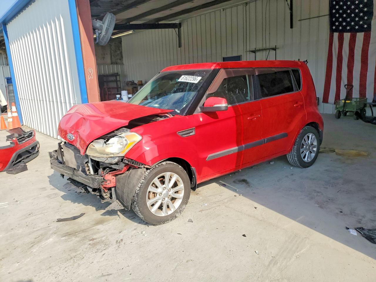2012 Kia Soul +, VIN KNDJT2A65C7472118 — Front end