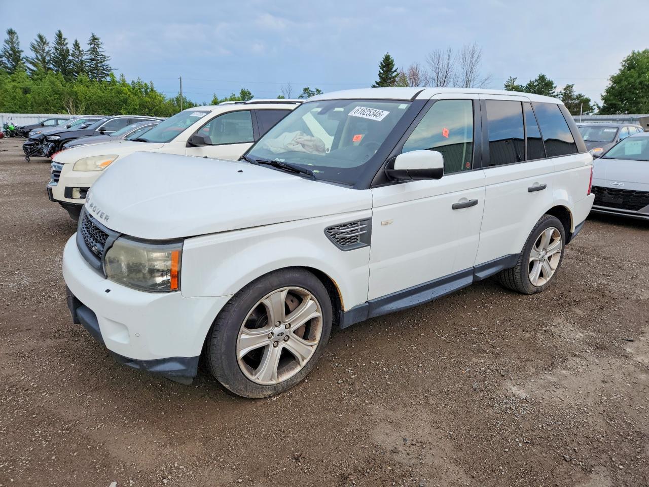 2011 Land Rover Range Rover Sport SC, VIN SALSH2E48BA713033 — Front end