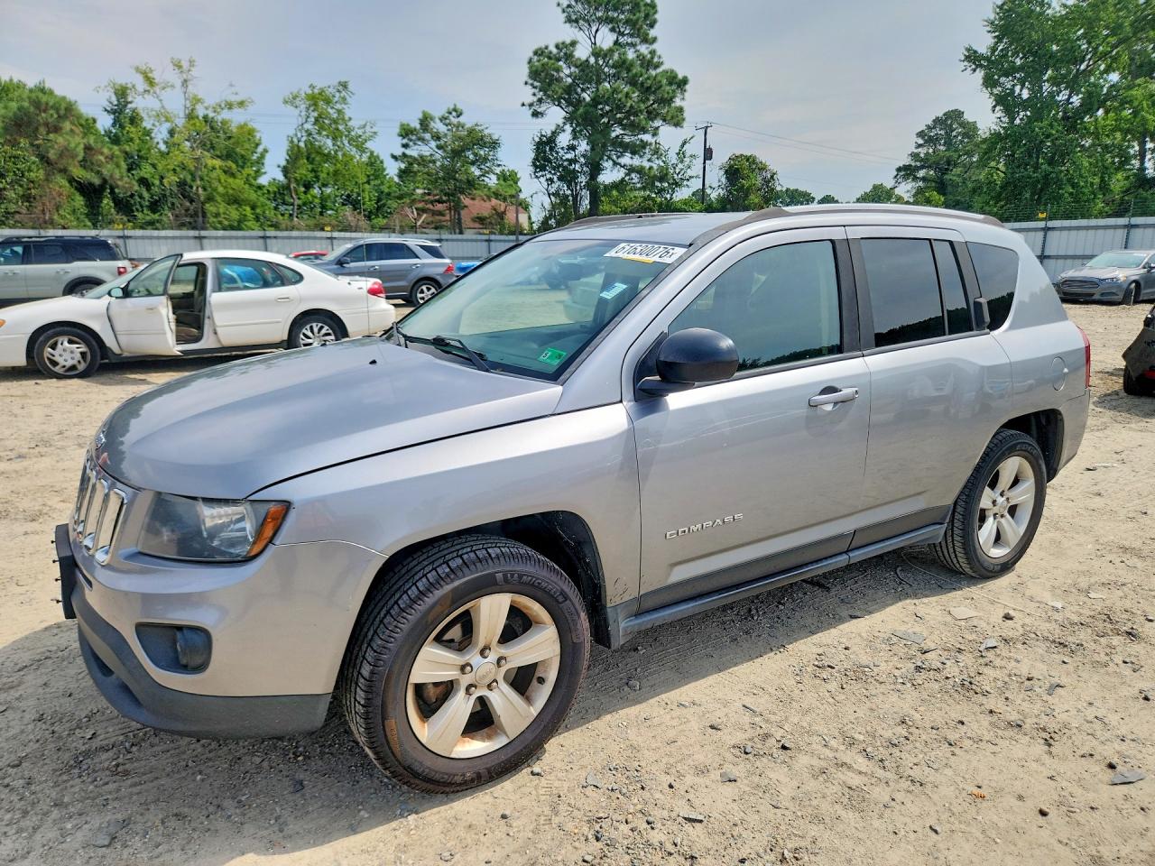 2015 Jeep Compass Sport, VIN 1C4NJDBB3FD416621 — Обычный износ