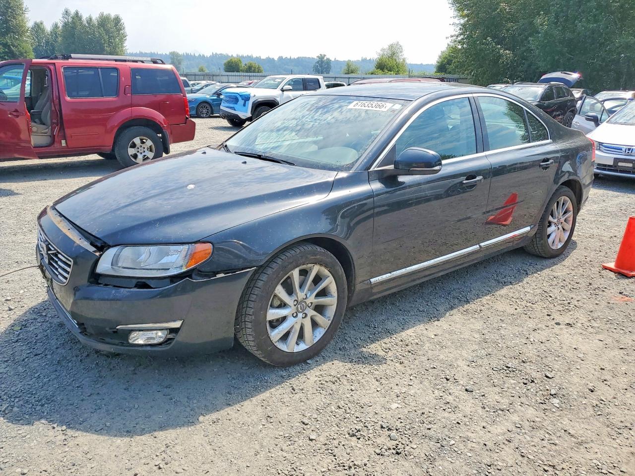 2014 Volvo S80 3.2L, VIN YV1952AS6E1180911 — Front end