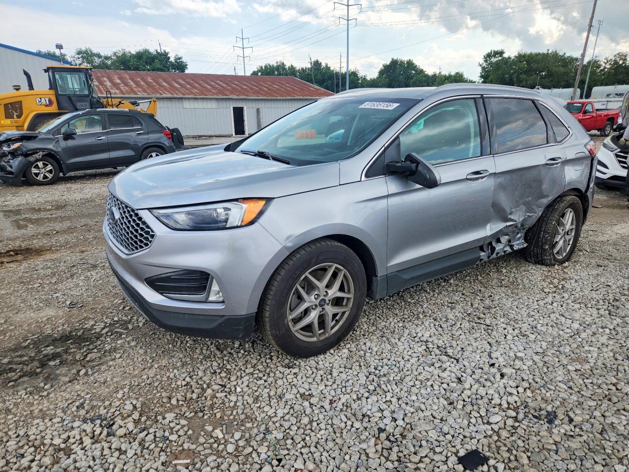 2024 Ford Edge SEL, VIN 2FMPK4J92RBA55084 — Бок