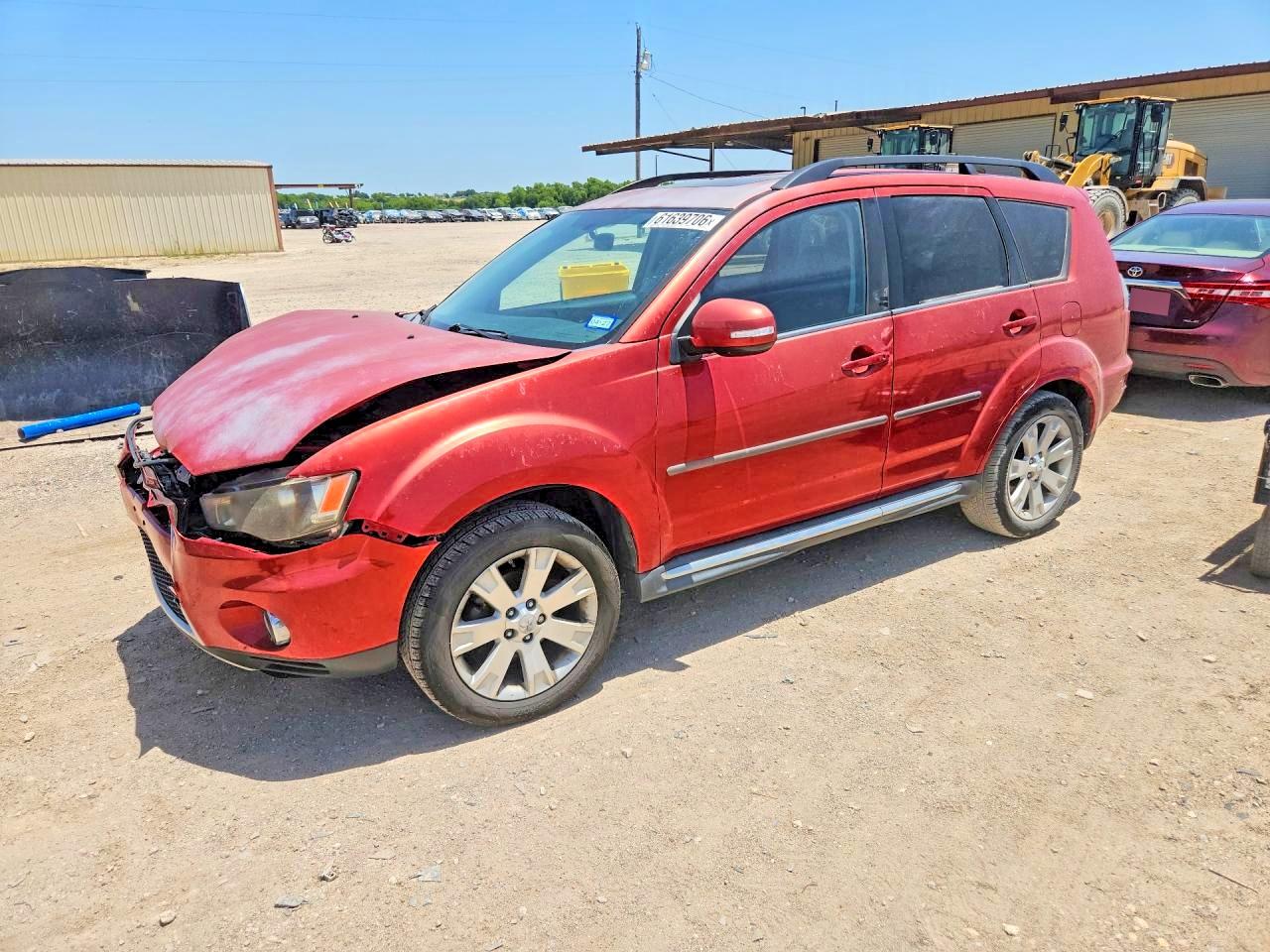2011 Mitsubishi Outlander SE, VIN JA4AS3AW6BU014445 — Front end