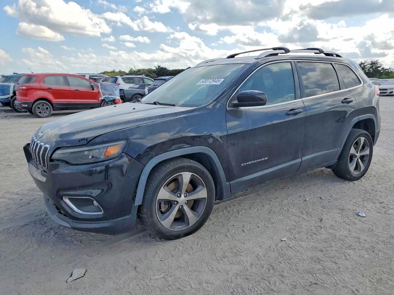 2019 Jeep Cherokee Limited, VIN 1C4PJLDB4KD302444 — Front end