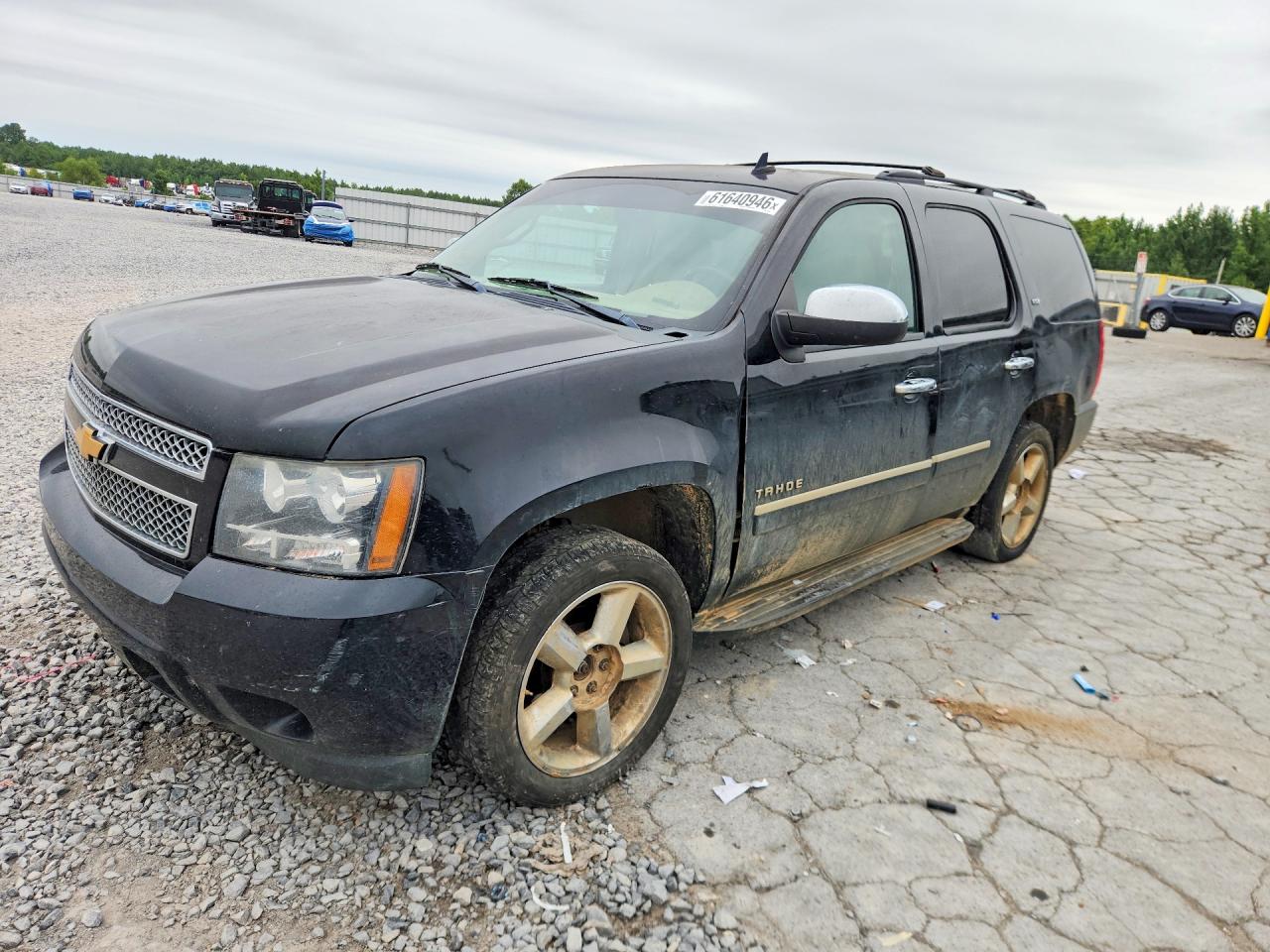 2012 Chevrolet Tahoe LTZ, VIN 1GNSKCE03CR227381 — Normal wear
