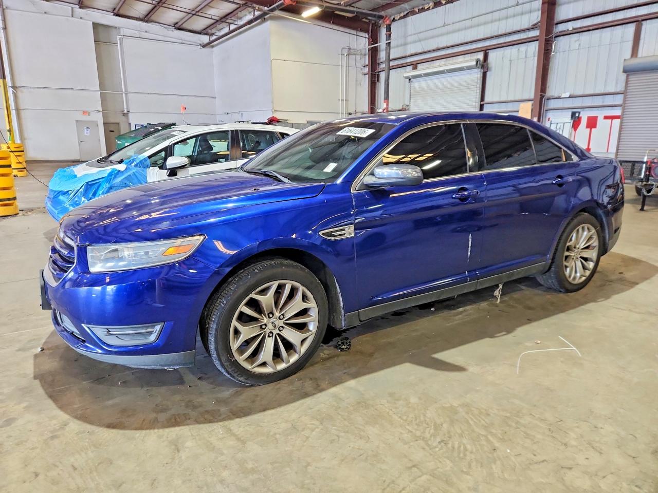 2013 Ford Taurus Limited, VIN 1FAHP2F83DG202454 — Front end