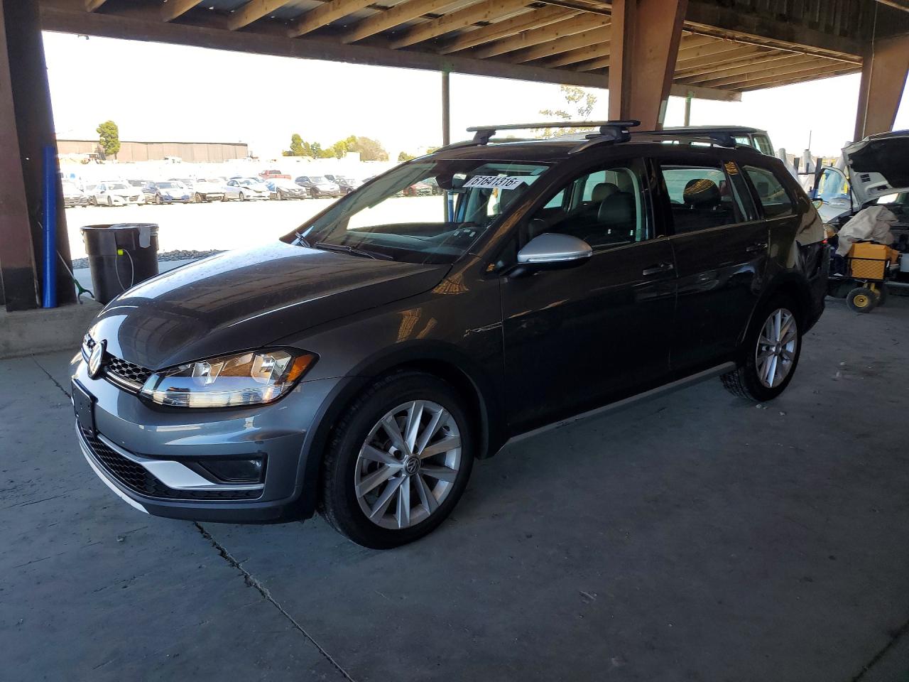 2019 Volkswagen Golf S, VIN 3VWH17AU0KM520383 — Side