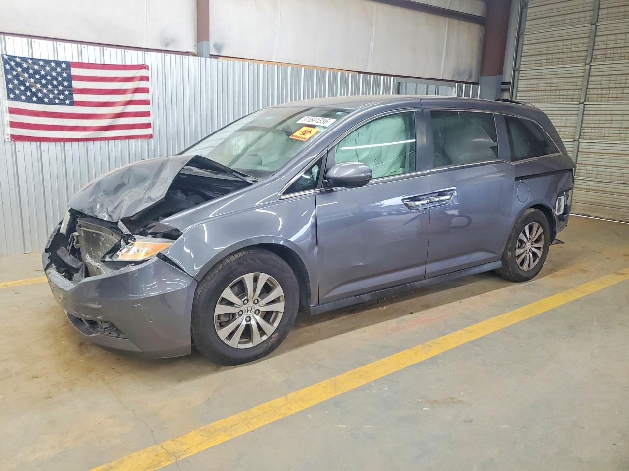 2014 Honda Odyssey EX, VIN 5FNRL5H43EB081541 — Front end