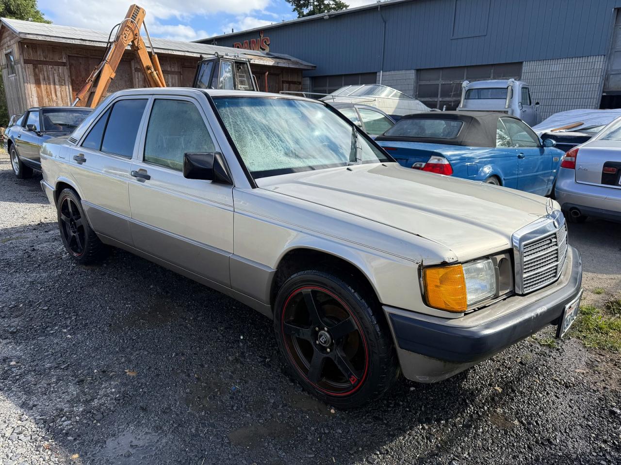1989 Mercedes-Benz 190, VIN WDBDA29D4KF628626 — Normal wear