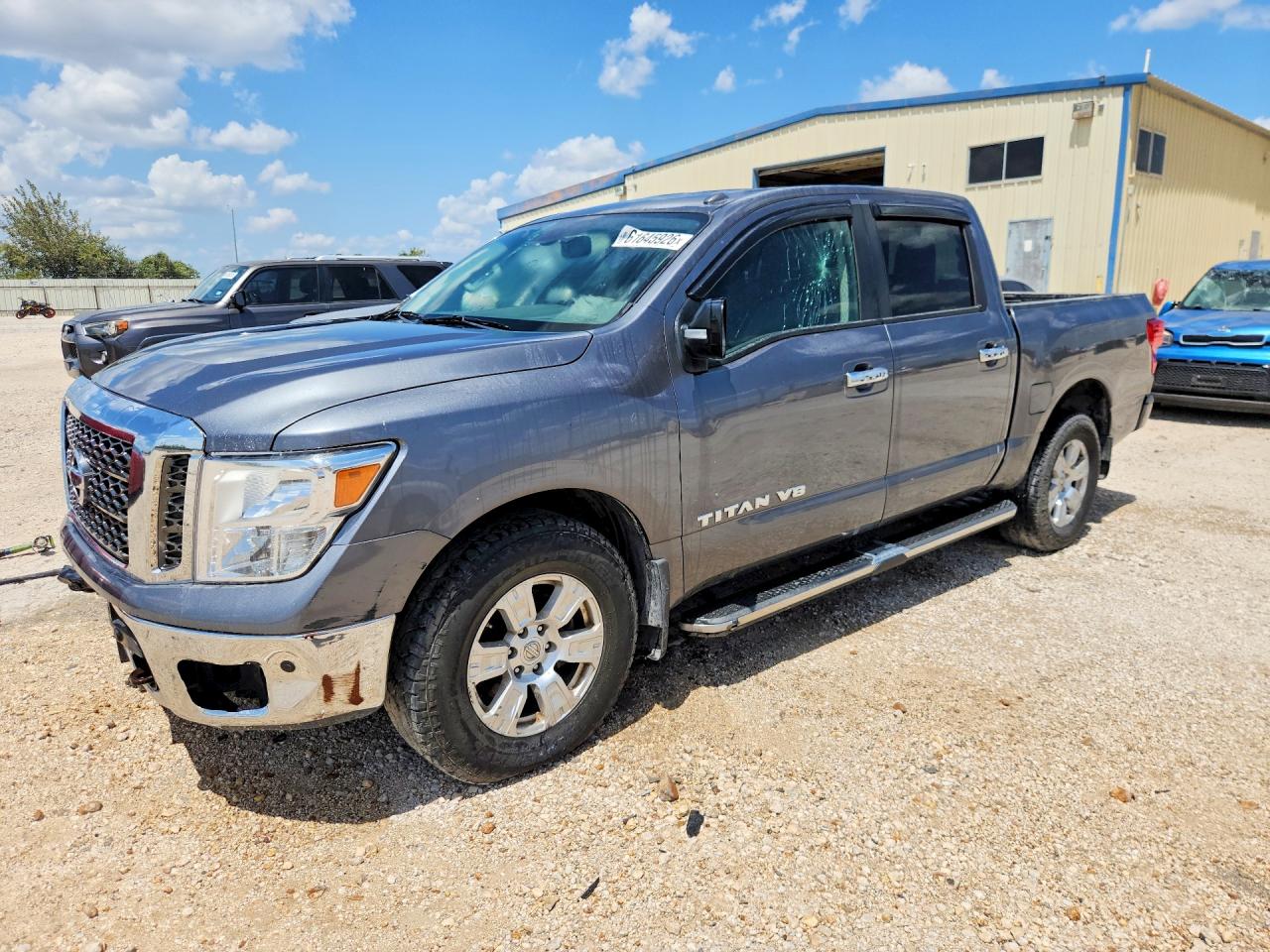 2018 Nissan Titan Pro-4X, VIN 1N6AA1E56JN508003 — Front end
