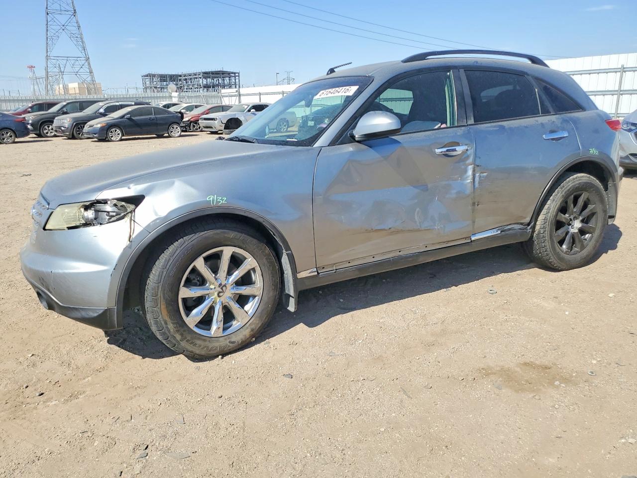 2008 Infiniti FX, VIN JNRAS08W68X202500 — Side