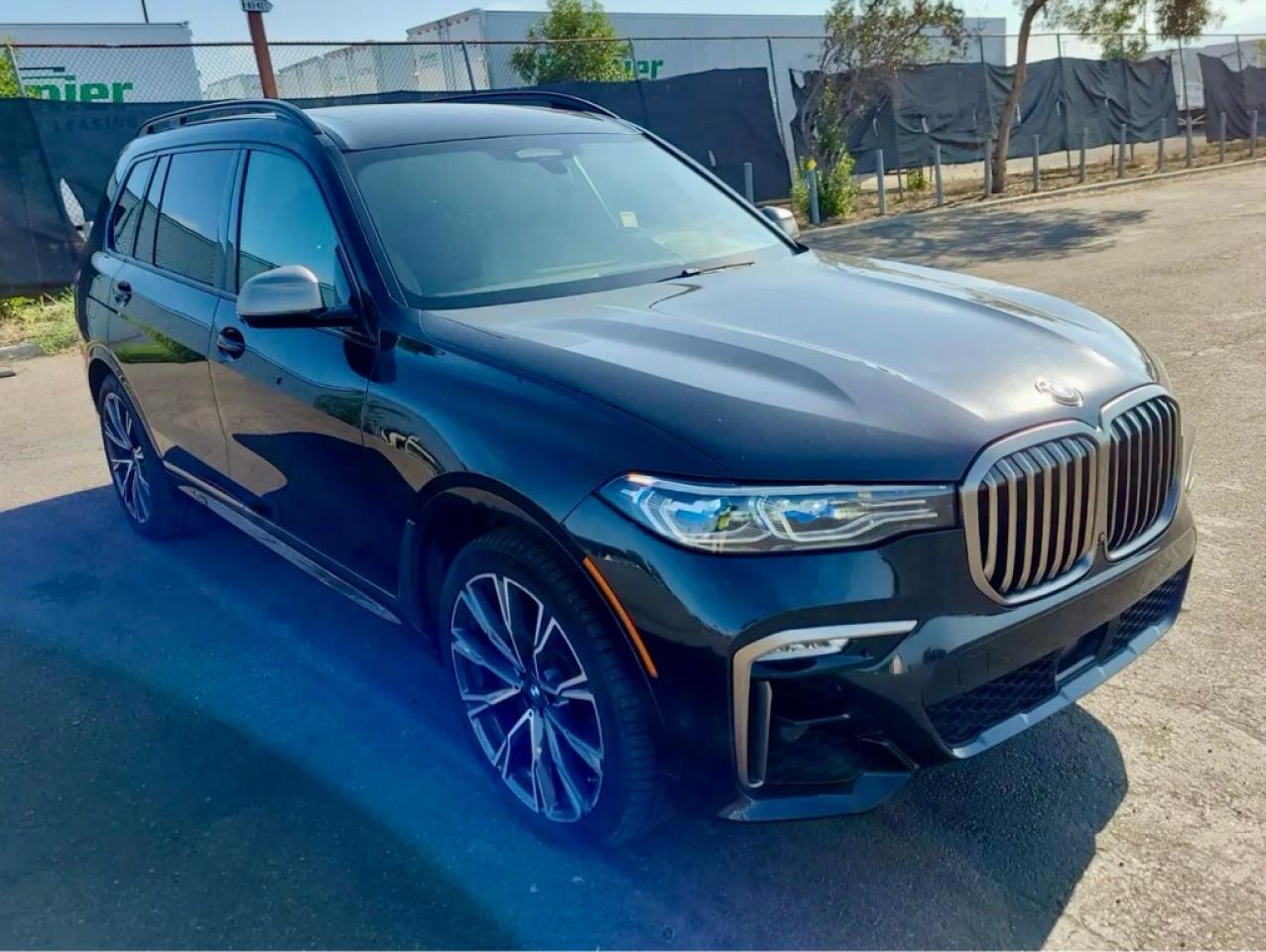 2022 BMW X7 M50i, VIN 5UXCX6C02N9K13685 — Обычный износ
