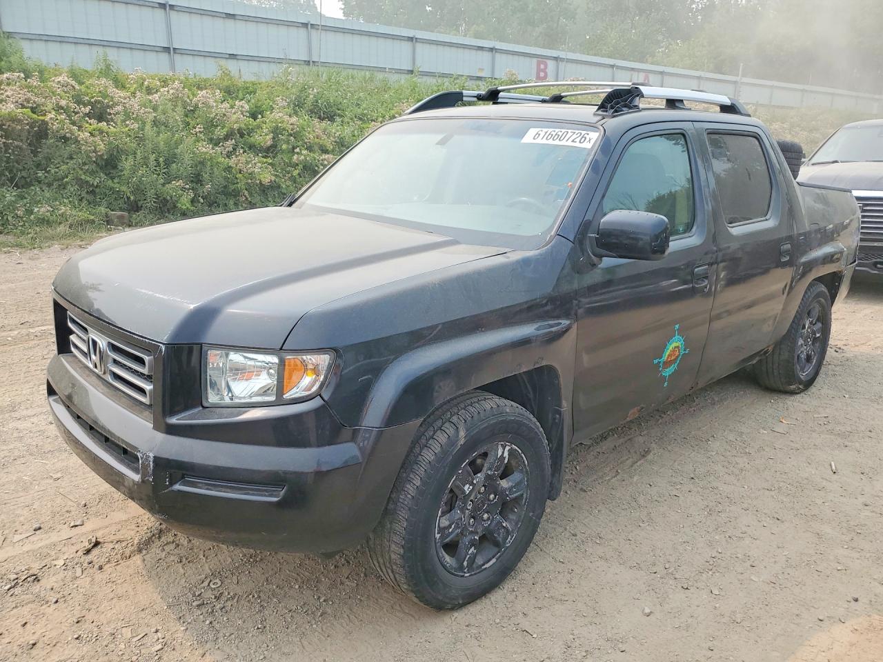 2006 Honda Ridgeline RTL, VIN 2HJYK16516H557747 — Front end