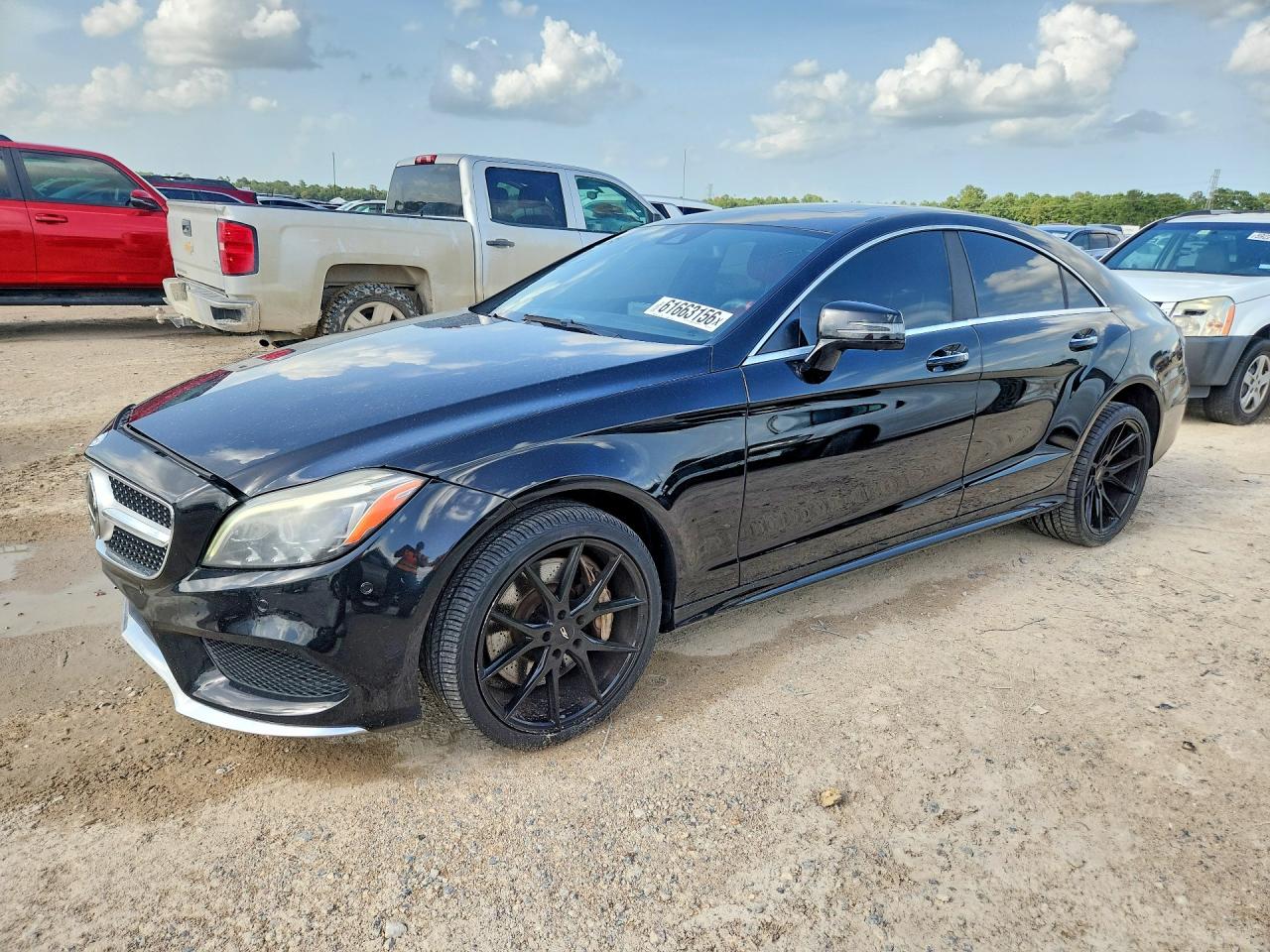 2015 Mercedes-Benz CLS 550, VIN WDDLJ7DBXFA155291 — Minor dents and scratches