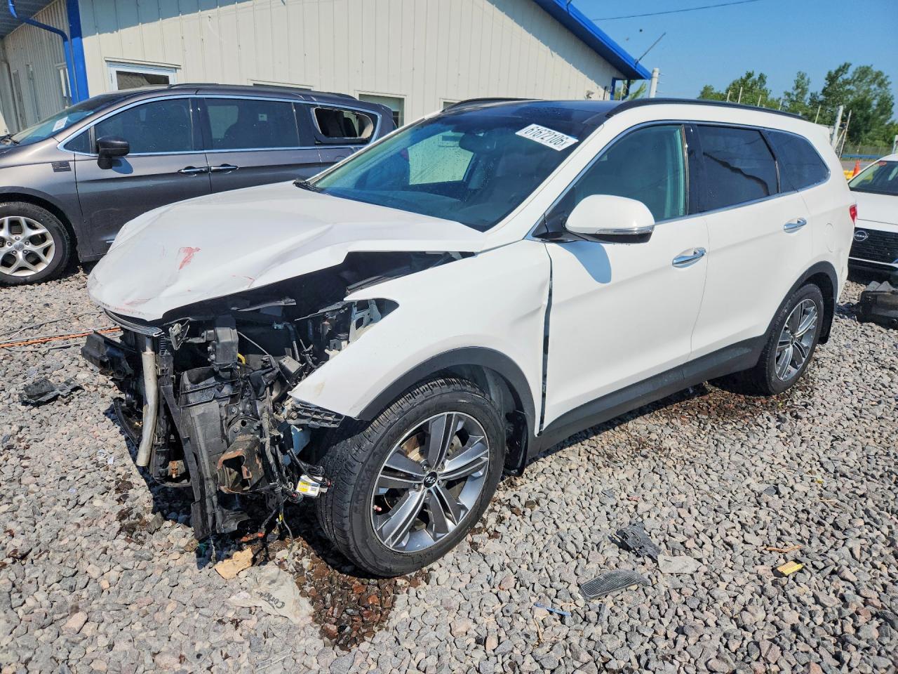 2016 Hyundai Santa Fe Limited, VIN KM8SRDHF8GU134431 — Перед
