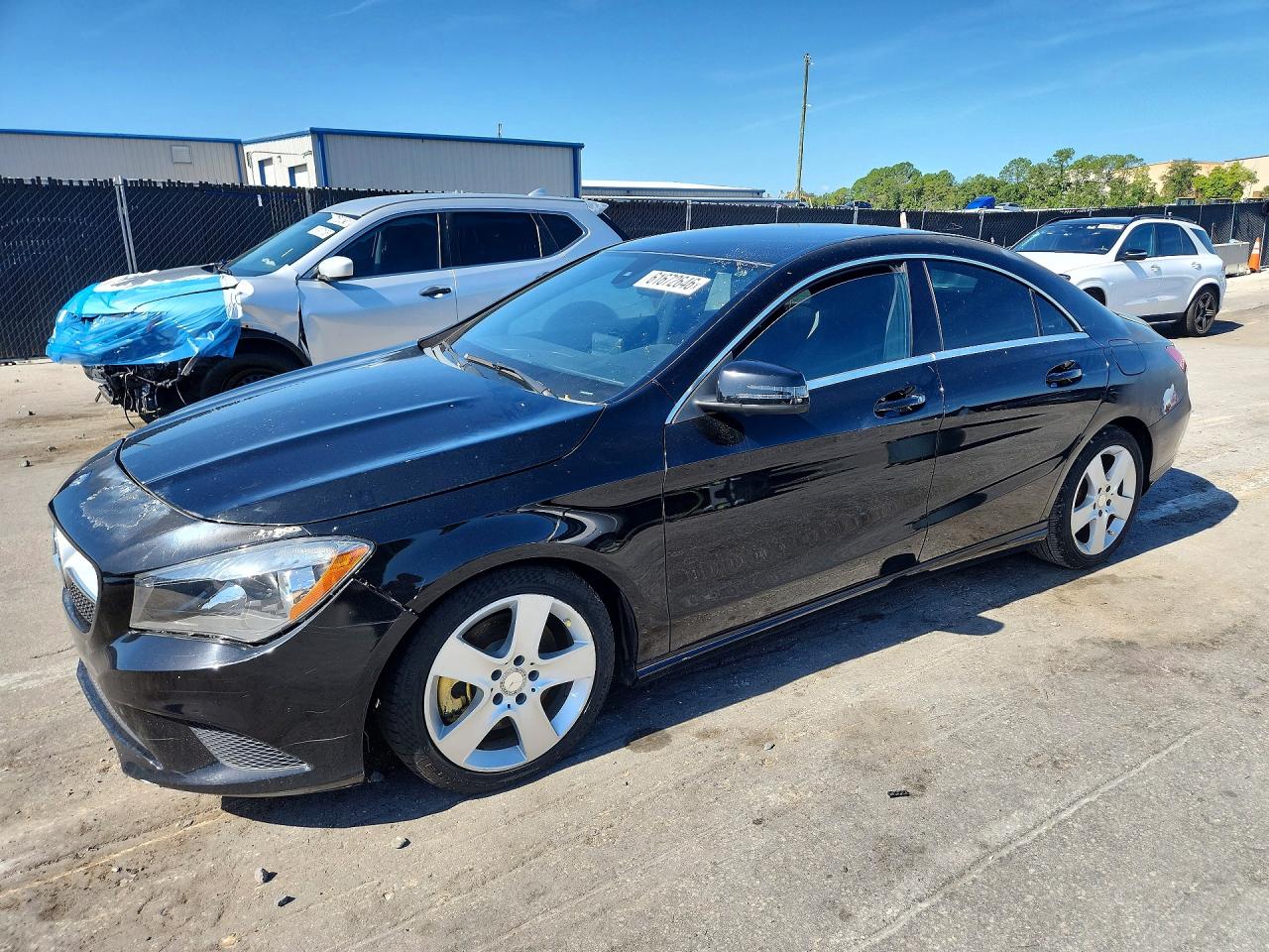 2017 Mercedes-Benz CLA 250, VIN WDDSJ4EB8HN415532 — Front end