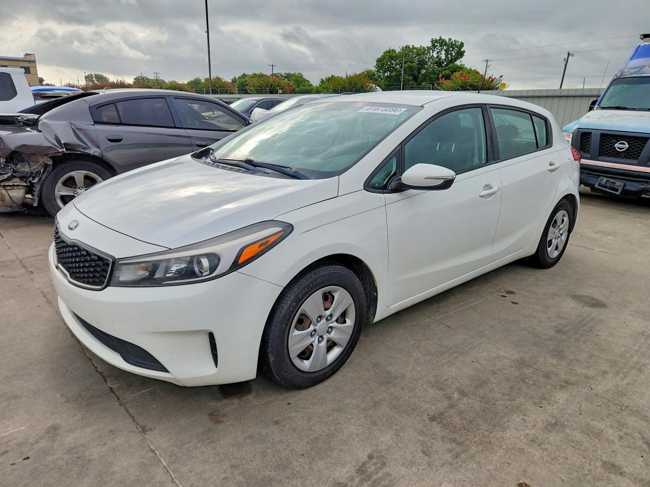 2017 Kia Forte LX, VIN KNAFK5A87H5718209 — Rear end