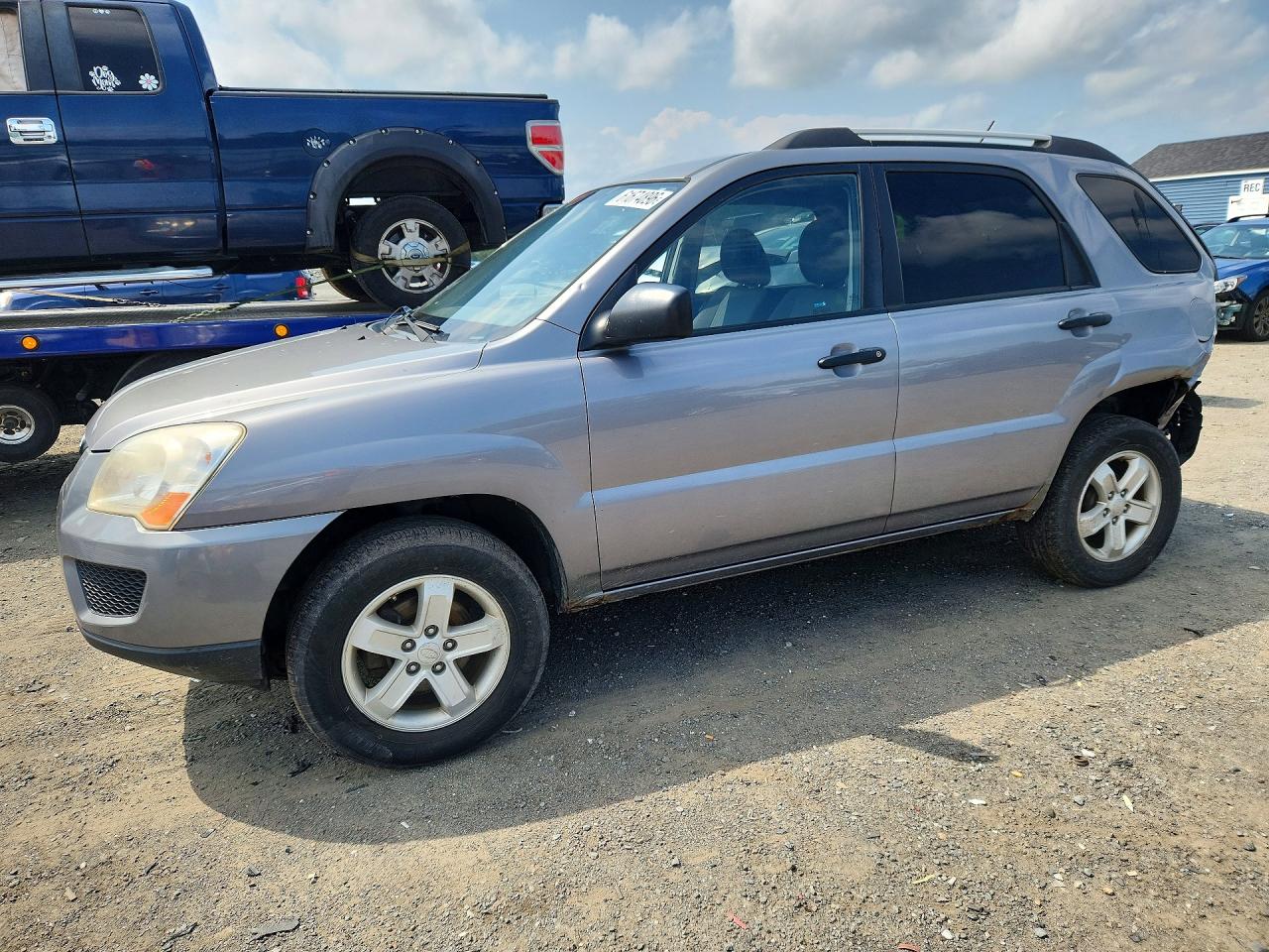 2009 Kia Sportage LX, VIN KNDJE723897593570 — Rear end