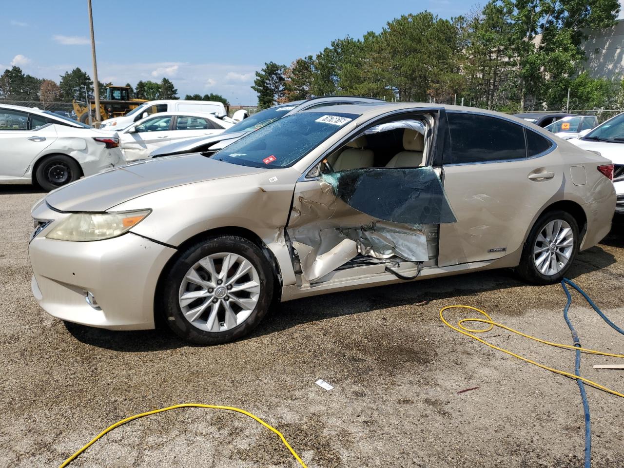 2013 Lexus ES 300h, VIN JTHBW1GG5D2016882 — Frame damage