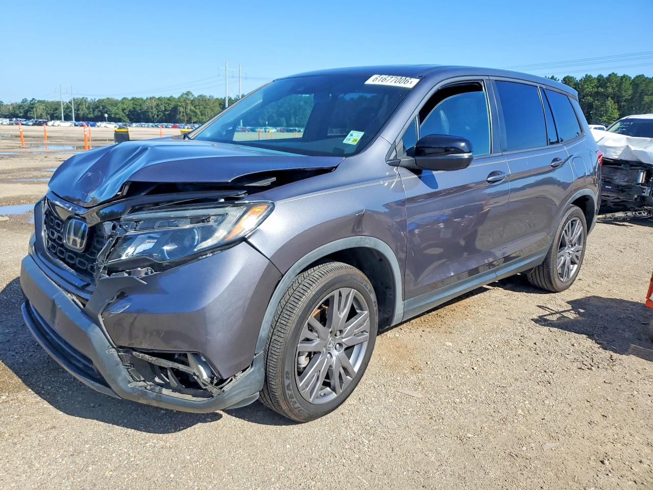 2020 Honda Passport EX-L, VIN 5FNYF7H52LB002638 — Front end