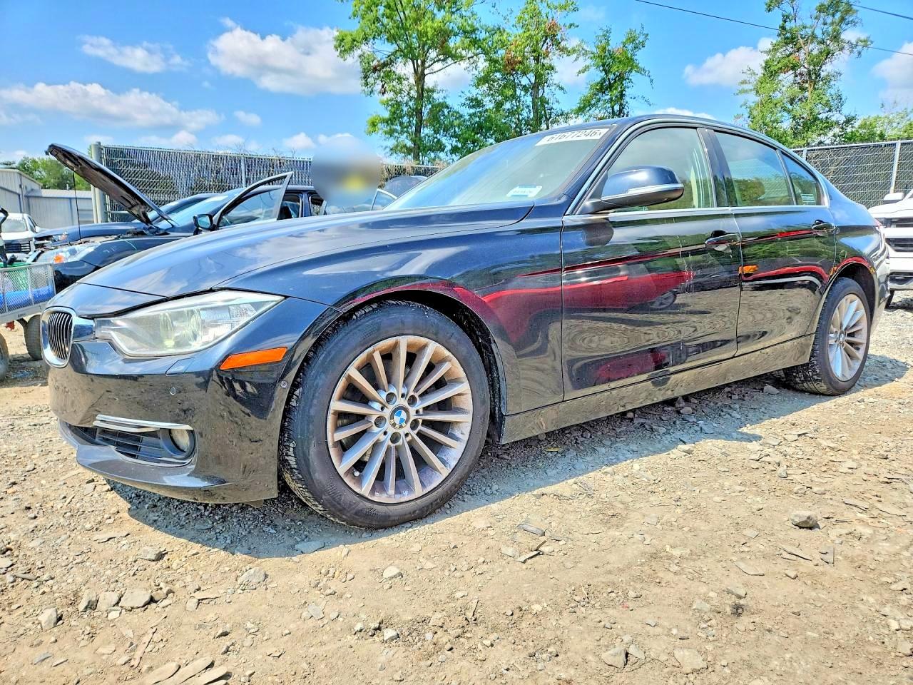 2014 BMW 3 Series 328i xDrive, VIN WBA3B3G53ENR81989 — Перед