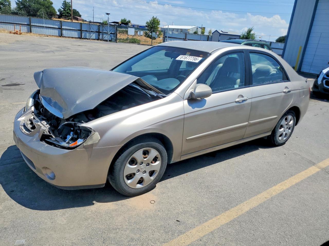 2006 Kia Spectra EX, VIN KNAFE121165364539 — Front end