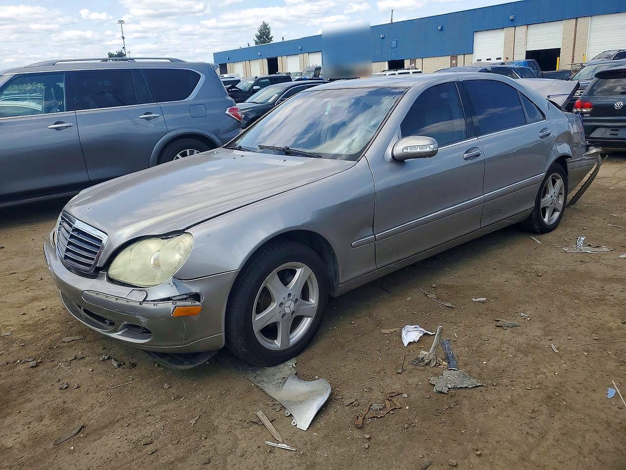 2004 Mercedes-Benz S 500, VIN WDBNG75J34A405957 — Зад