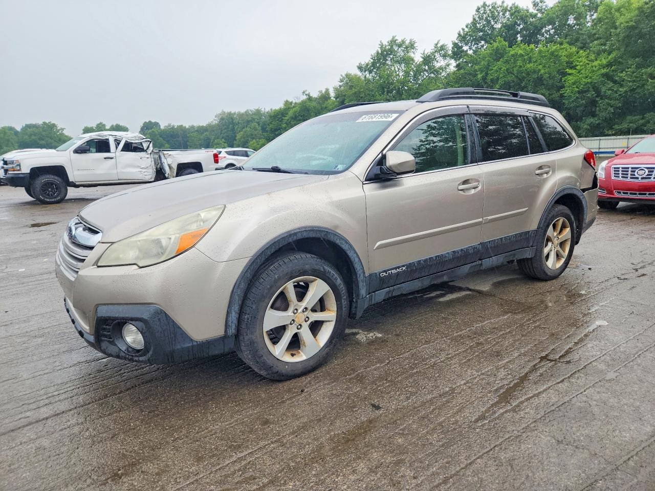 2014 Subaru Outback Premium, VIN 4S4BRBDC3E3296552 — Rear end