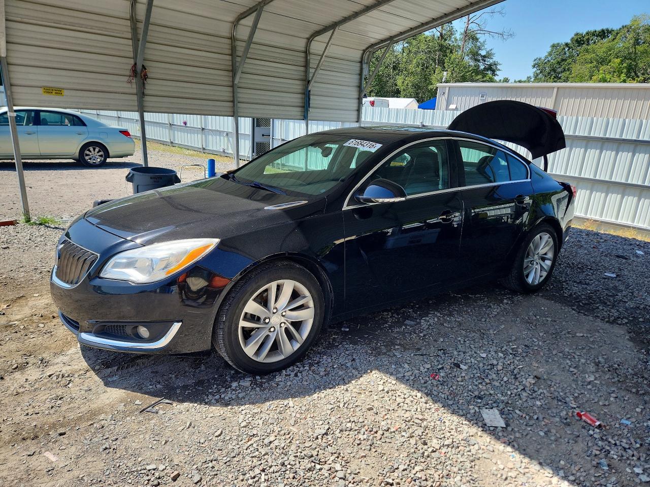 2015 Buick Regal, VIN 2G4GK5EXXF9133029 — Rear end