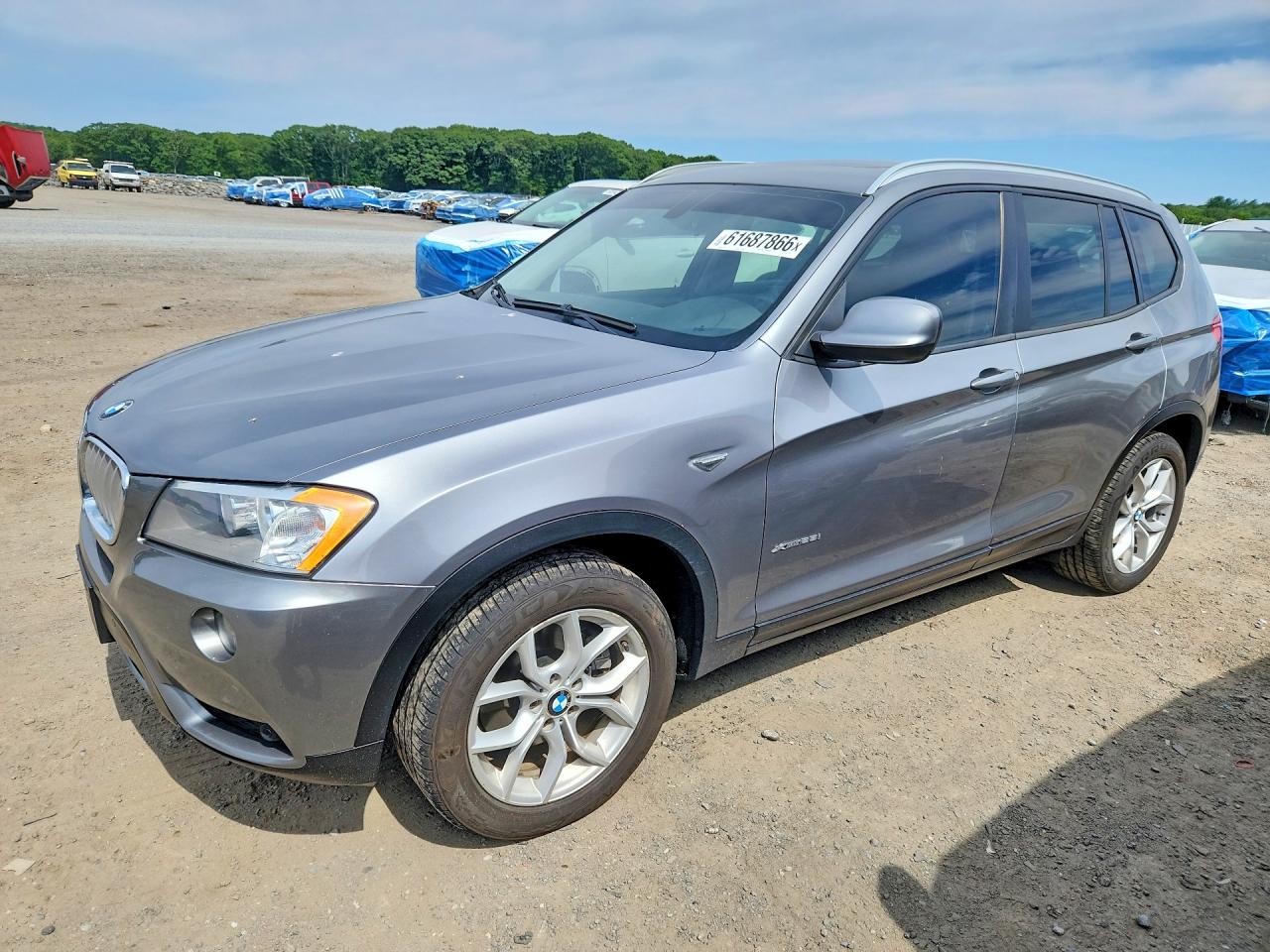 2013 BMW X3 xDrive28i, VIN 5UXWX9C55D0A31222 — Мелкие вмятины и царапины
