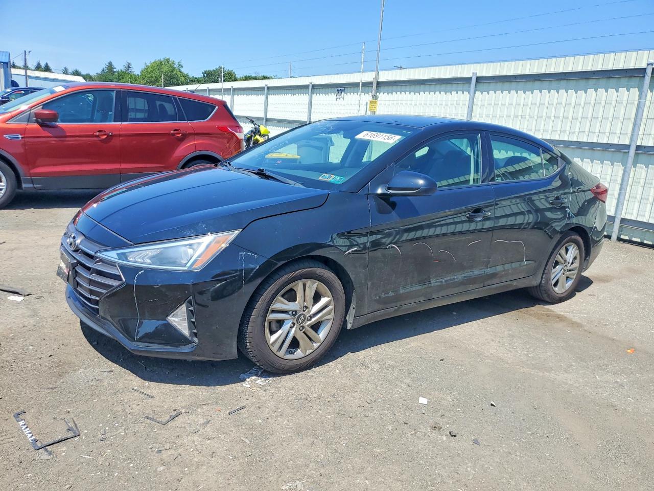 2019 Hyundai Elantra SEL, VIN 5NPD84LF5KH420859 — Side